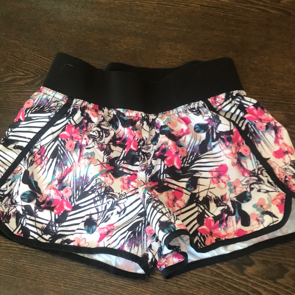 Flower shorts